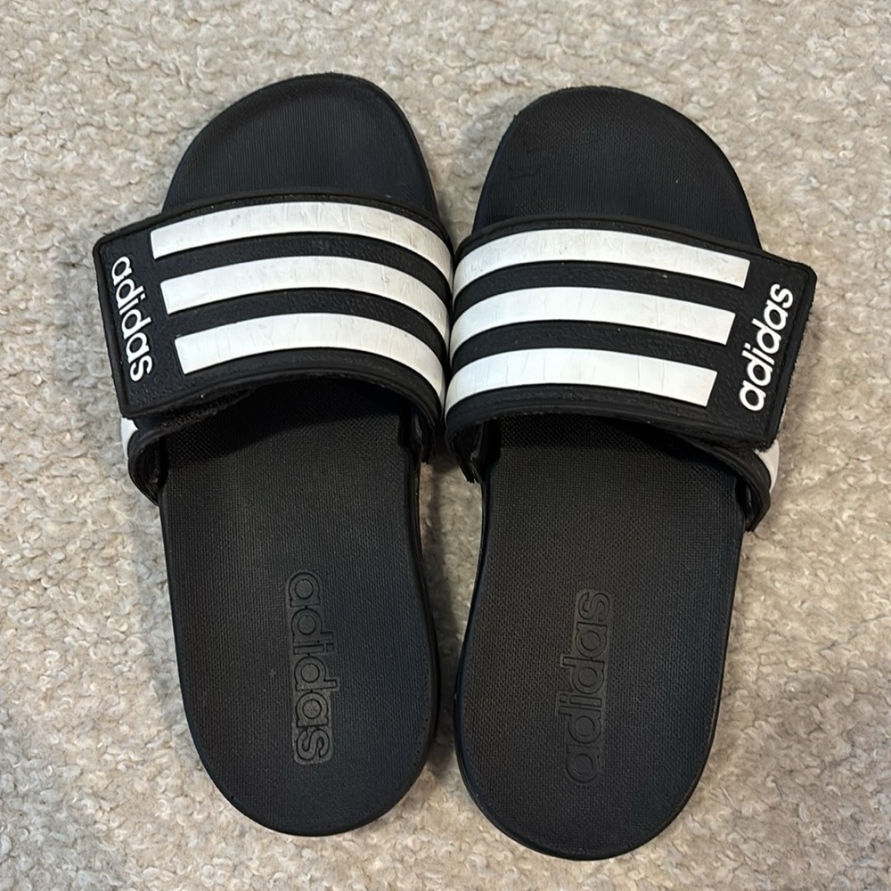 Adidas Slides 13k - Picture 2 of 3